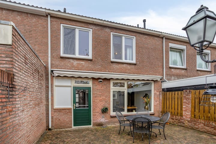 Photo 27 of Clematisstraat 74