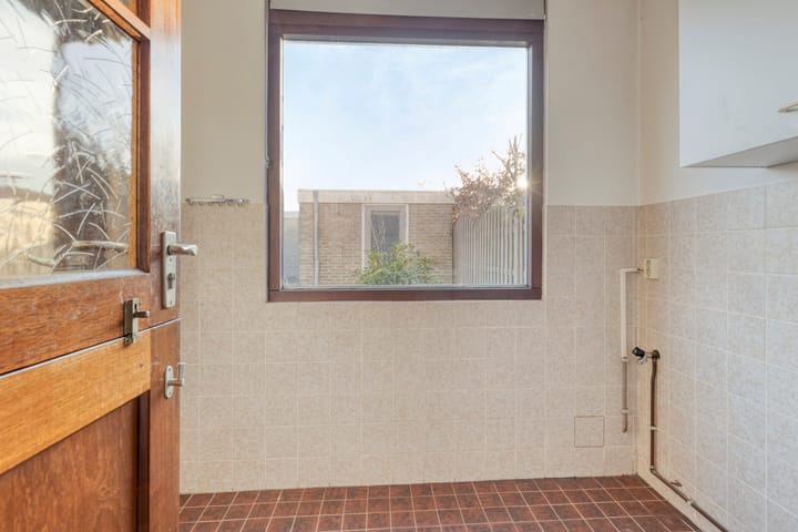 Photo 15 of Jean Henri Dunantstraat 26