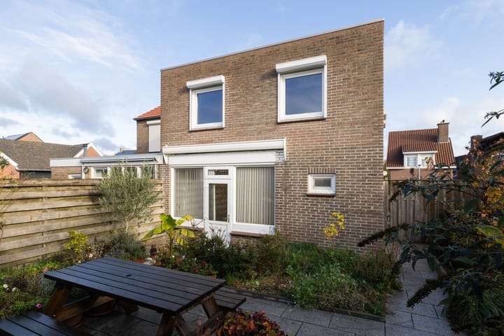 Photo 27 of Kluisstraat 52