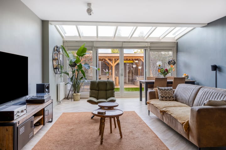 Photo 6 of Jacob van Lennepstraat 27