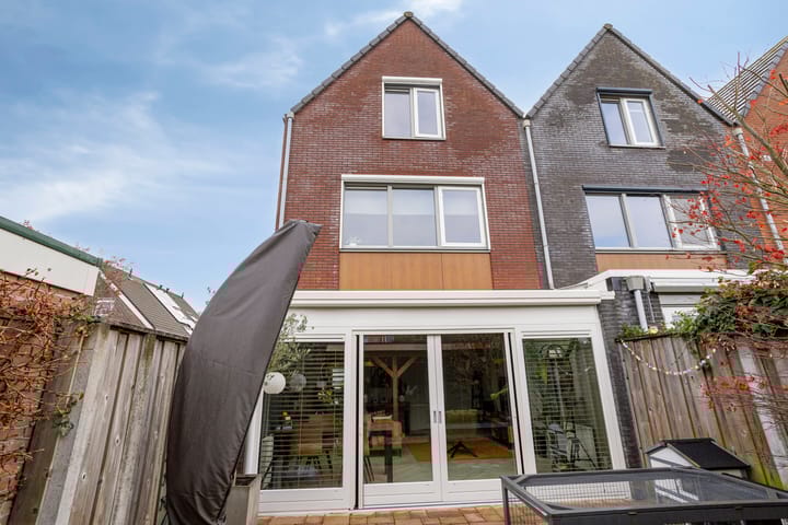 Photo 27 of Jacob van Lennepstraat 27