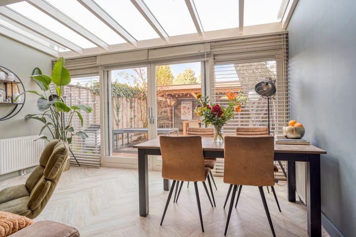 Photo 11 of Jacob van Lennepstraat 27