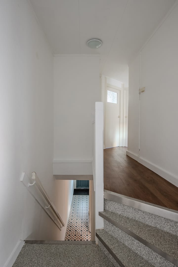 Photo 10 of Regentessestraat 11