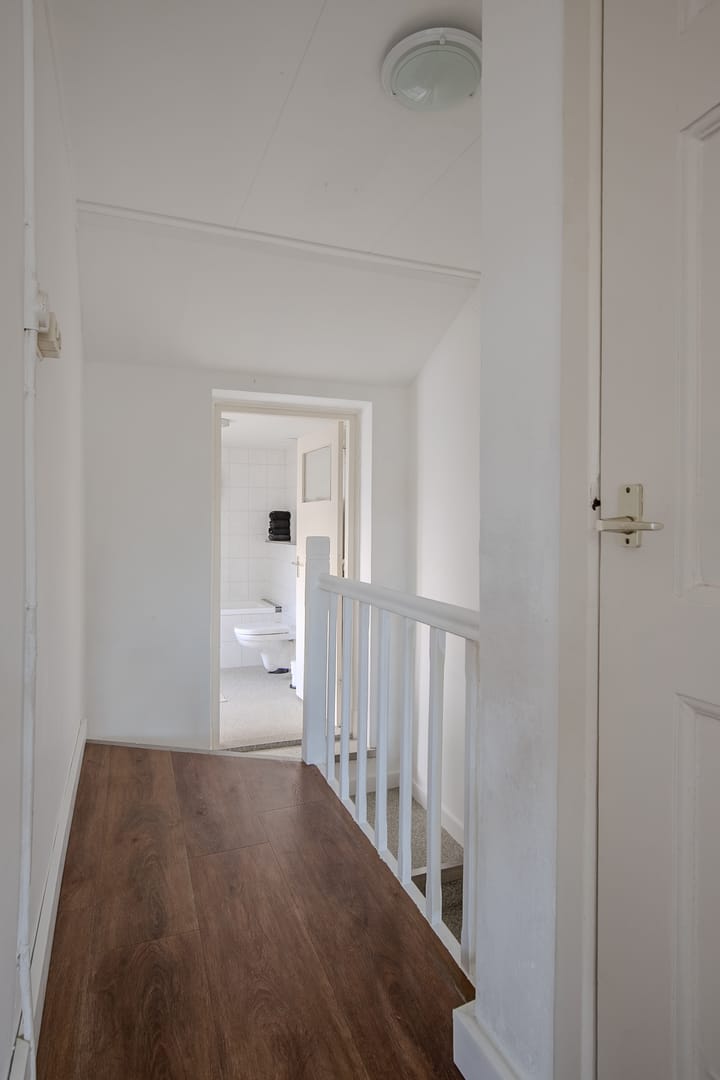 Photo 11 of Regentessestraat 11