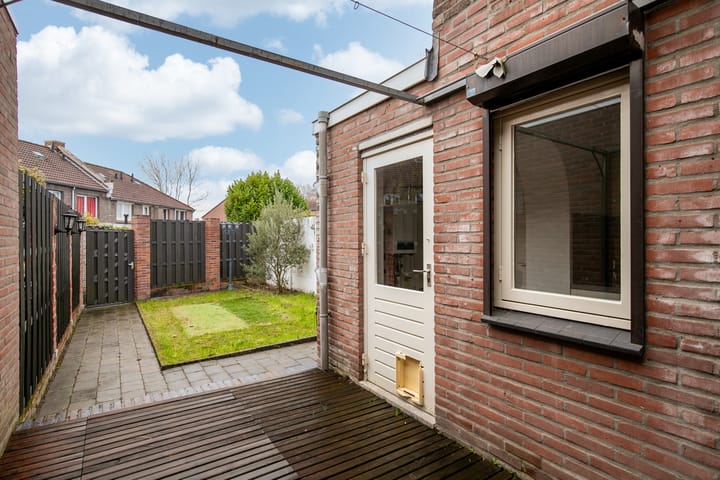 Photo 17 of Regentessestraat 11