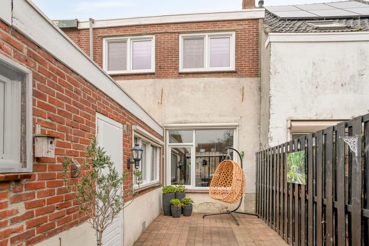 Photo 5 of Artilleriestraat 49