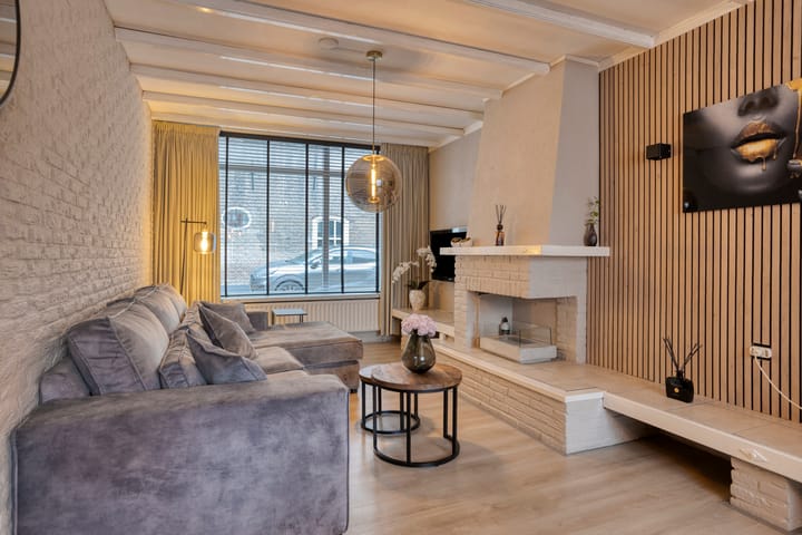 Photo 2 of Artilleriestraat 49