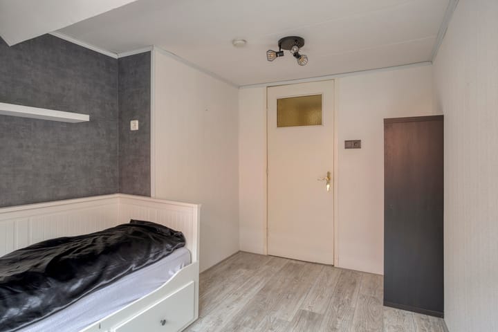 Photo 24 of Artilleriestraat 49