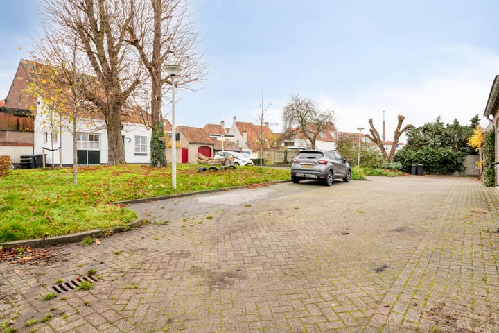 Photo 36 of Artilleriestraat 49