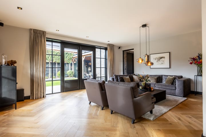 Photo 12 of Scheygrondplantsoen 11