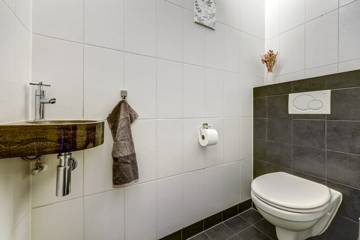 Photo 7 of Walstein 14