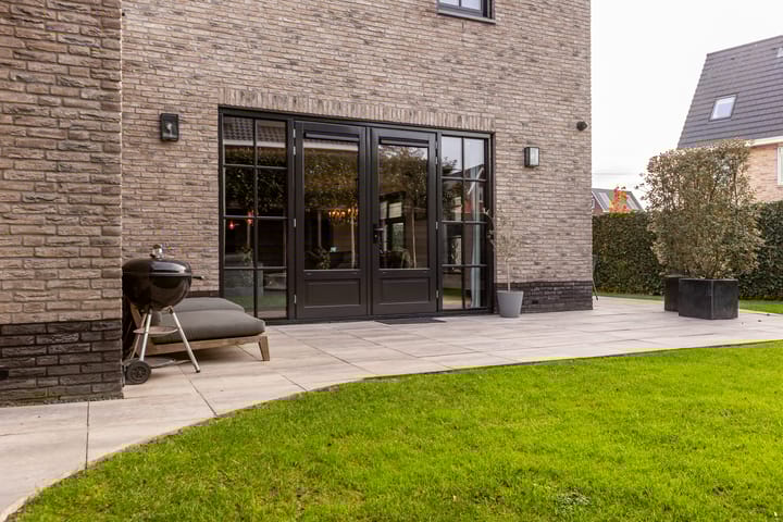 Photo 65 of Scheygrondplantsoen 11