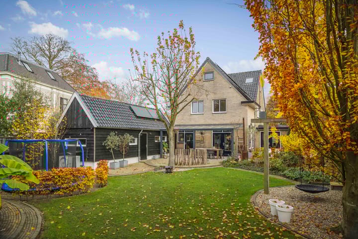 Foto 64 van Stationsstraat 69