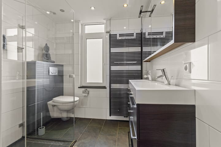 Photo 4 of Bruinissestraat 17