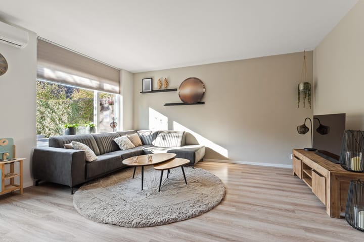 Photo 8 of Bruinissestraat 17