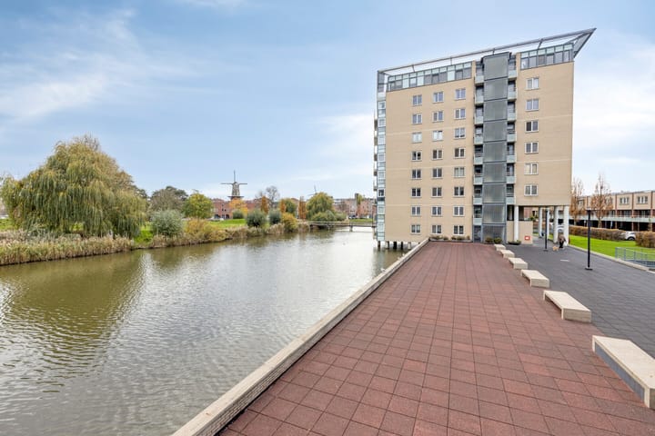 Joop den Uyllaan 105