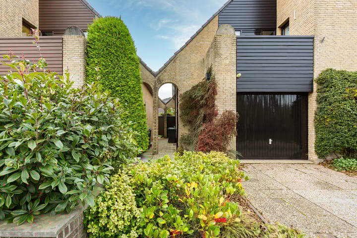 Foto 8 van Van Vredenburchlaan 69