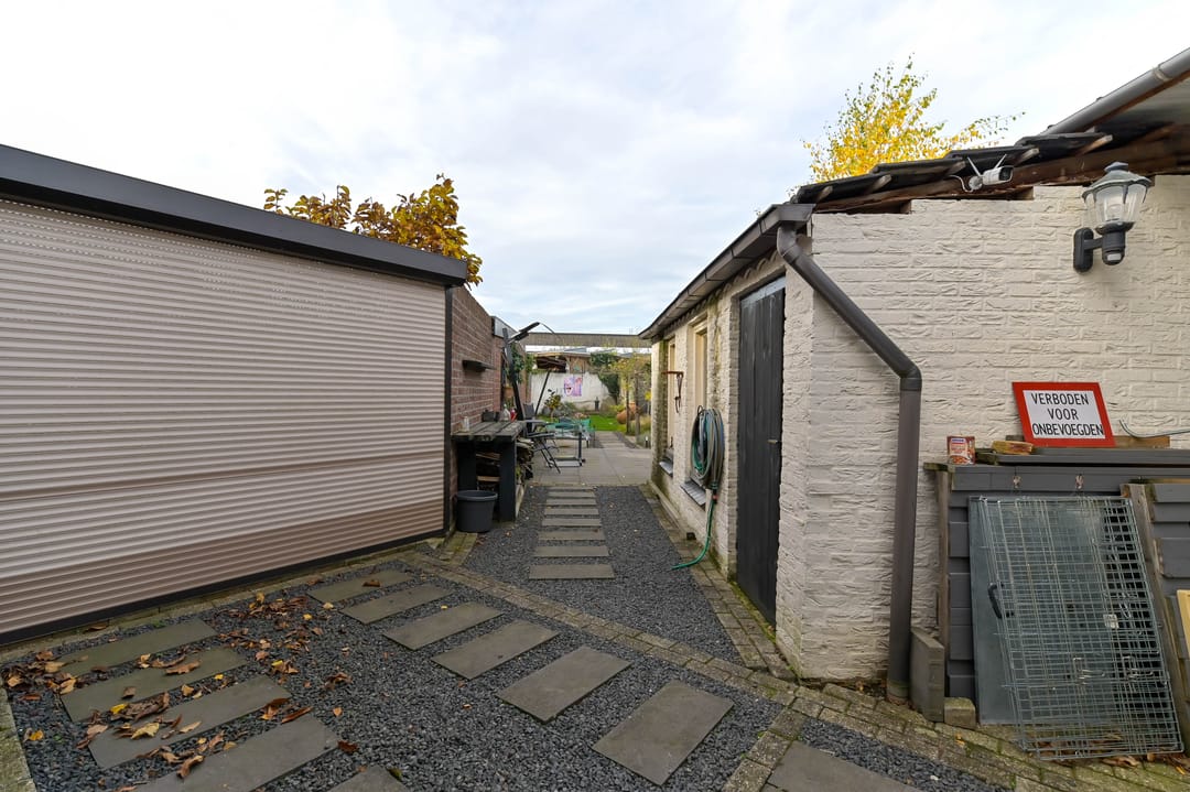 Foto 16 van Baarlosestraat 84