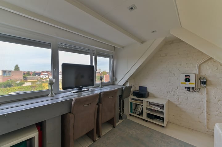 Foto 23 van Baarlosestraat 84