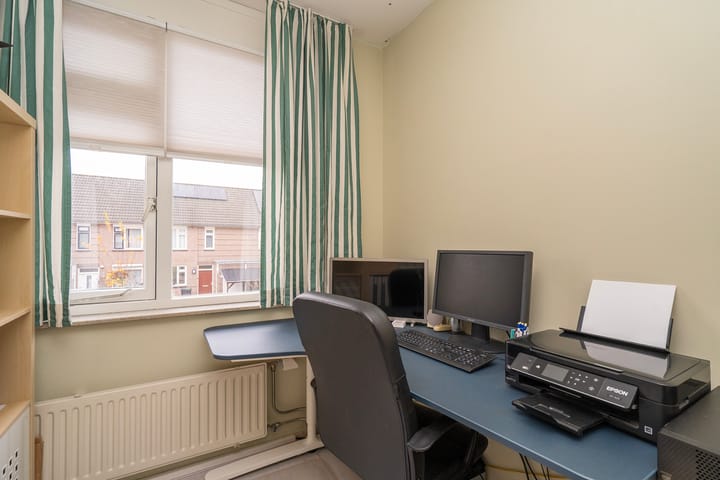 Foto 38 van Knegselstraat 3