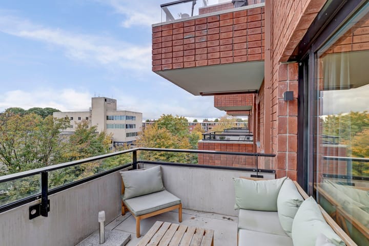 Foto 2 van Van Esveldstraat 31-22