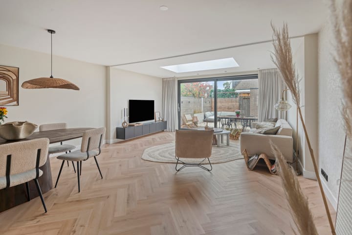 Photo 4 of de Savornin Lohmanstraat 8