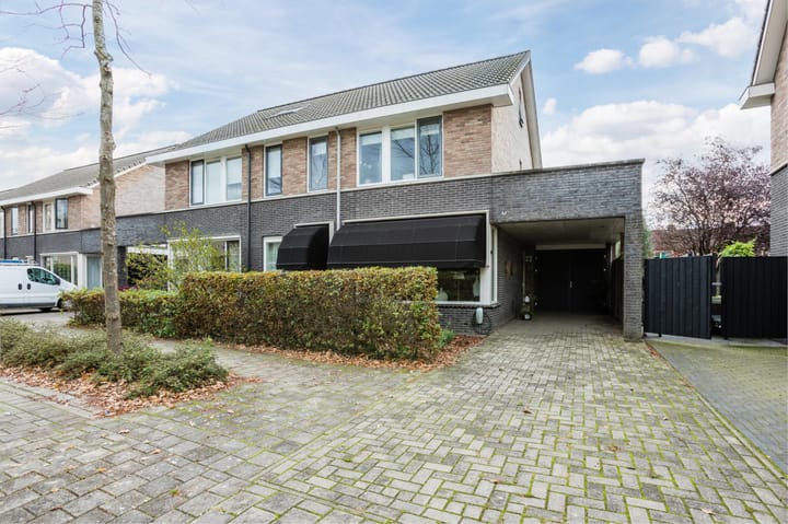 Photo 4 of Korhoenstraat 21