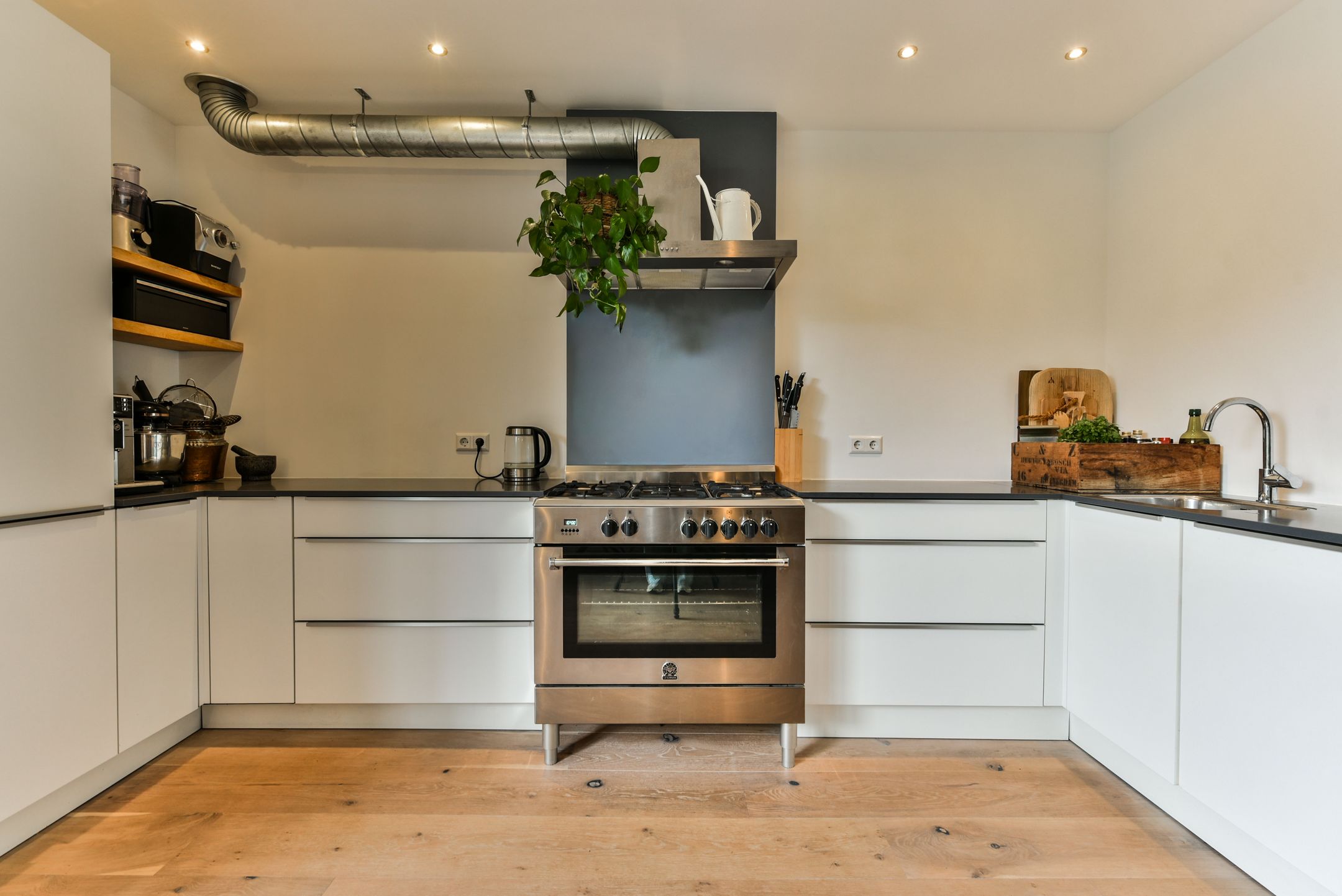 Foto 12 van Marconistraat 11