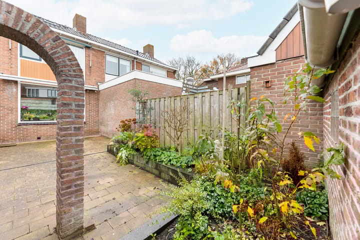 Photo 28 of Prins Johan Frisostraat 20