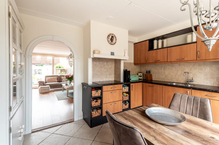 Photo 2 of Bergmolenstraat 9