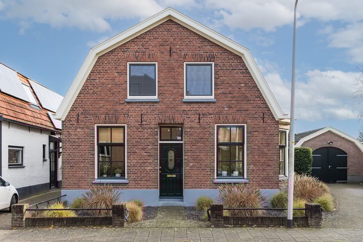 Photo 4 of Wheemerstraat 11