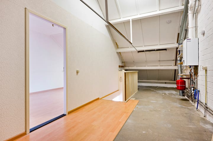 Photo 22 of Jacobusstraat 17