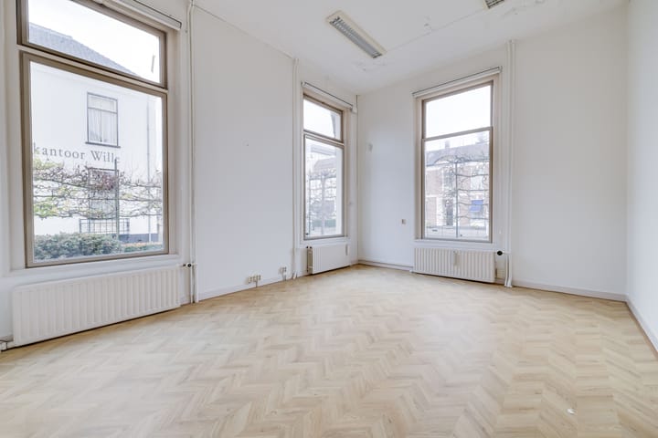 Photo 11 of Deventerstraat 28