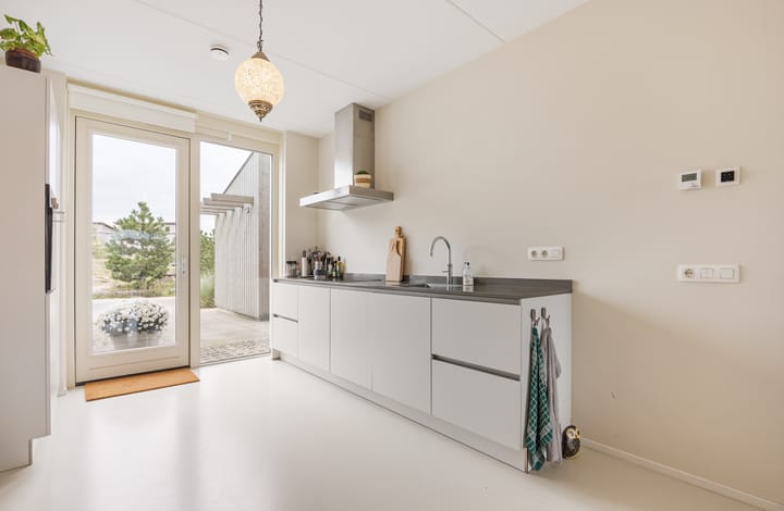 Photo 9 of Sterduinstraat 107