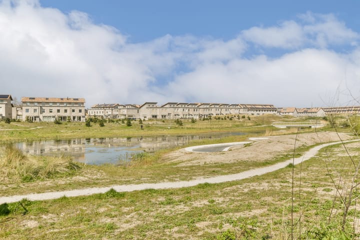 Photo 44 of Sterduinstraat 107