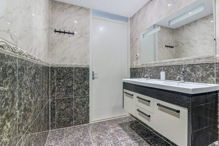 Foto 30 van Delagoastraat 49