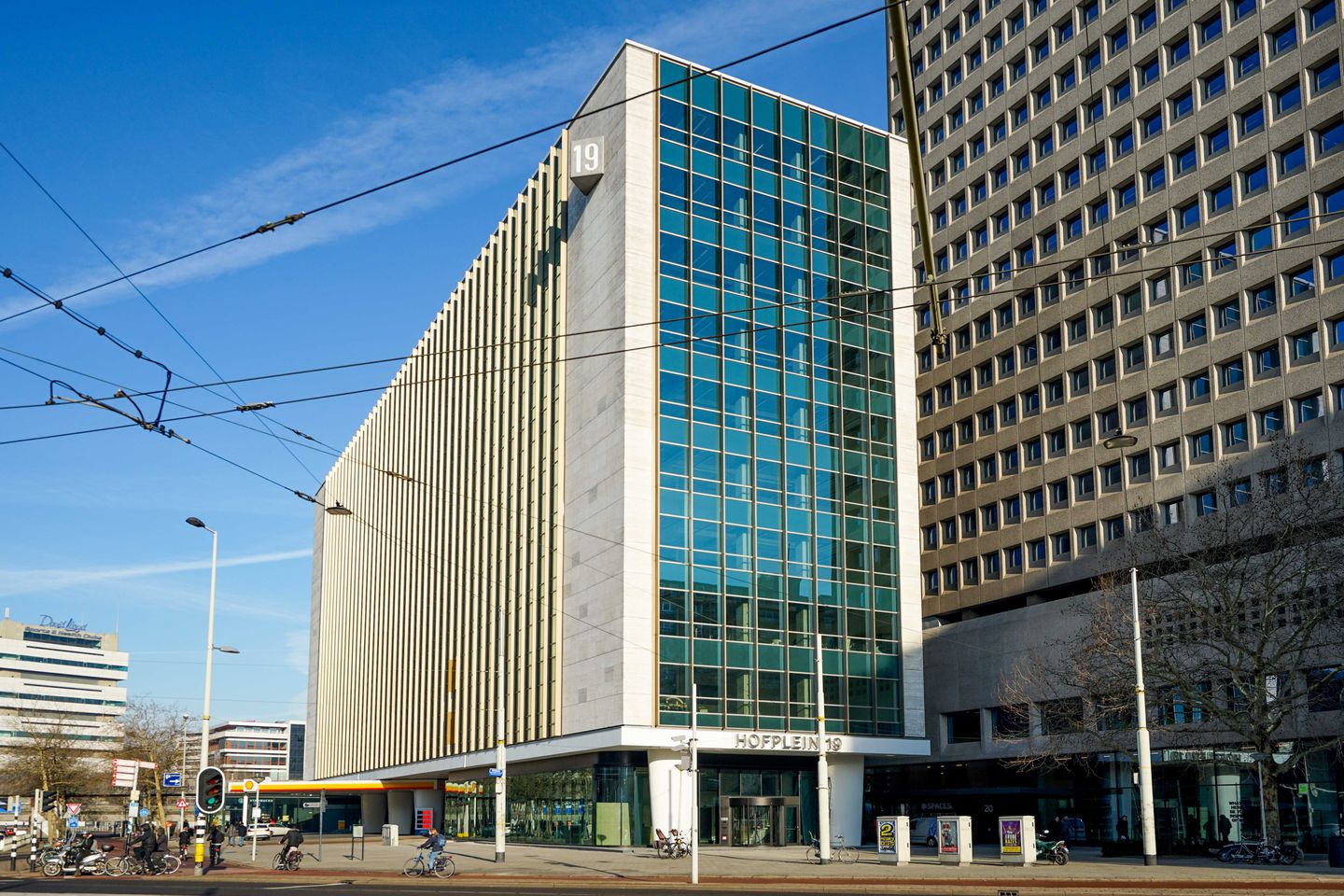 View photo 2 of Hofplein 19