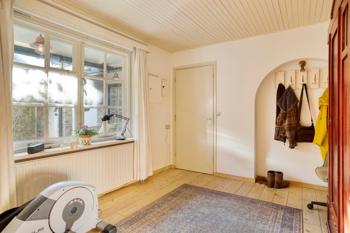 Photo 20 of Burgemeester Buskensstraat 20