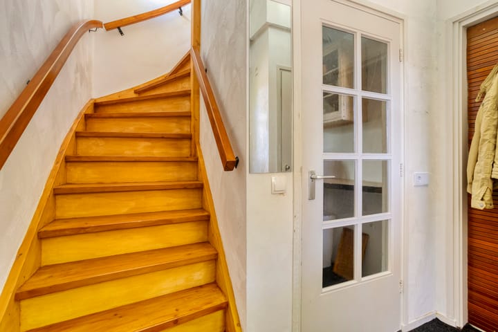 Photo 25 of Burgemeester Buskensstraat 20