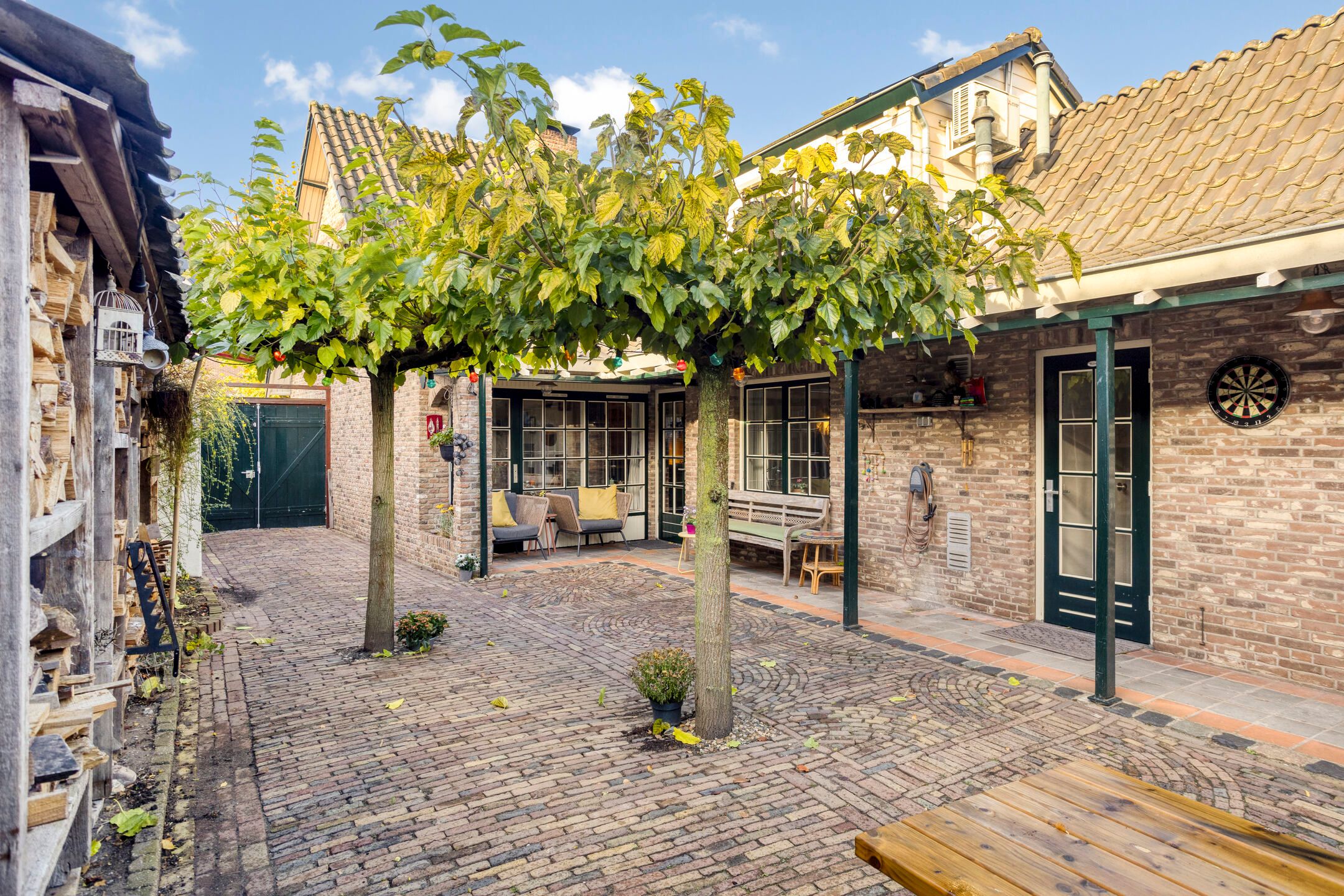 Foto 36 van Burgemeester Buskensstraat 20