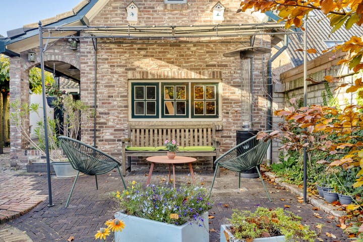 Photo 44 of Burgemeester Buskensstraat 20