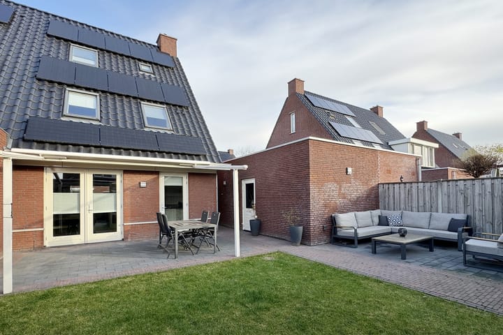 Photo 6 of Aquamarijn 14