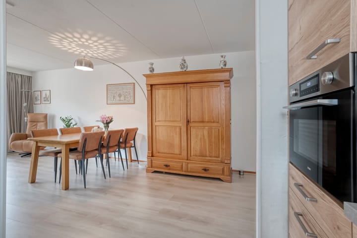 Photo 8 of Kinkhorststraat 12