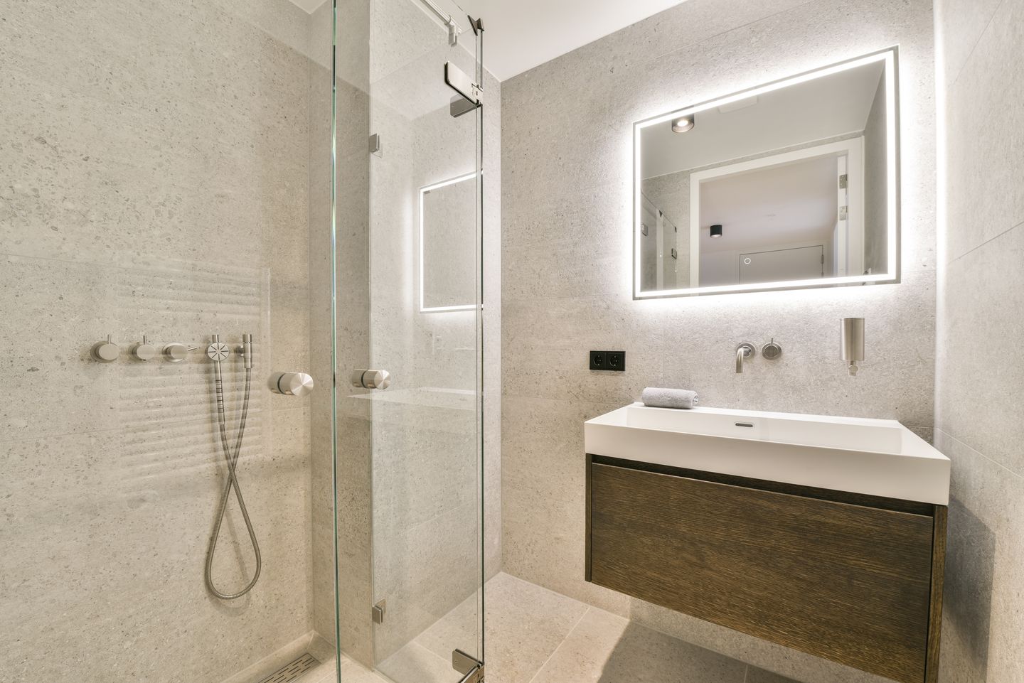 Foto 49 van Korte Ouderkerkerdijk 1-W2