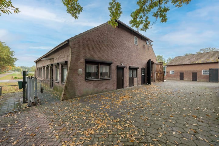 Photo 18 of Broekdijk 32