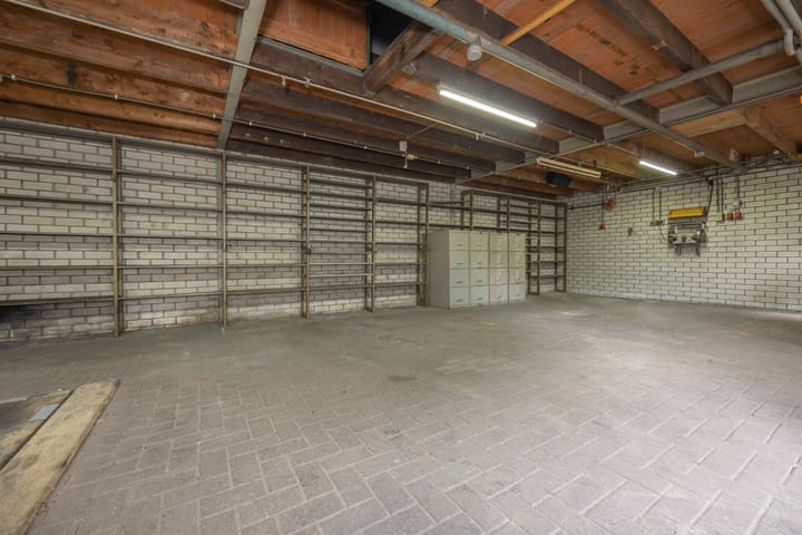 Photo 32 of Broekdijk 32