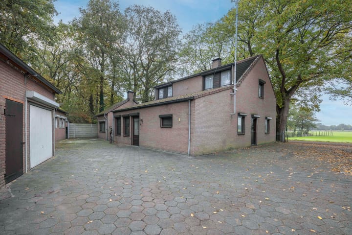 Photo 33 of Broekdijk 32