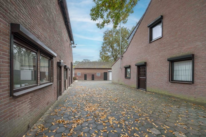 Photo 34 of Broekdijk 32