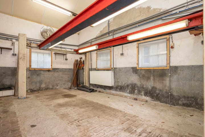 Photo 37 of Broekdijk 32