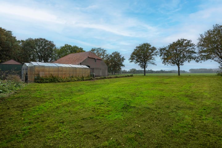 Photo 39 of Broekdijk 32